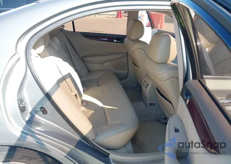 2002 Lexus Es 300 z USA, uszkodzony, nr VIN JTHBF30G620057035